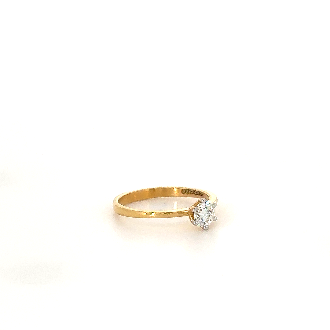Gold Timeless Solitaire Ring