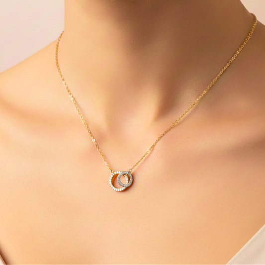 Silver Interlocking Hoop Pendant Necklace